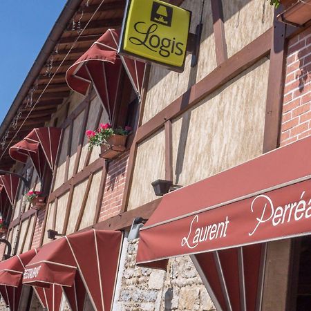 Hotel Restaurant Laurent Perreal Attignat Exterior foto